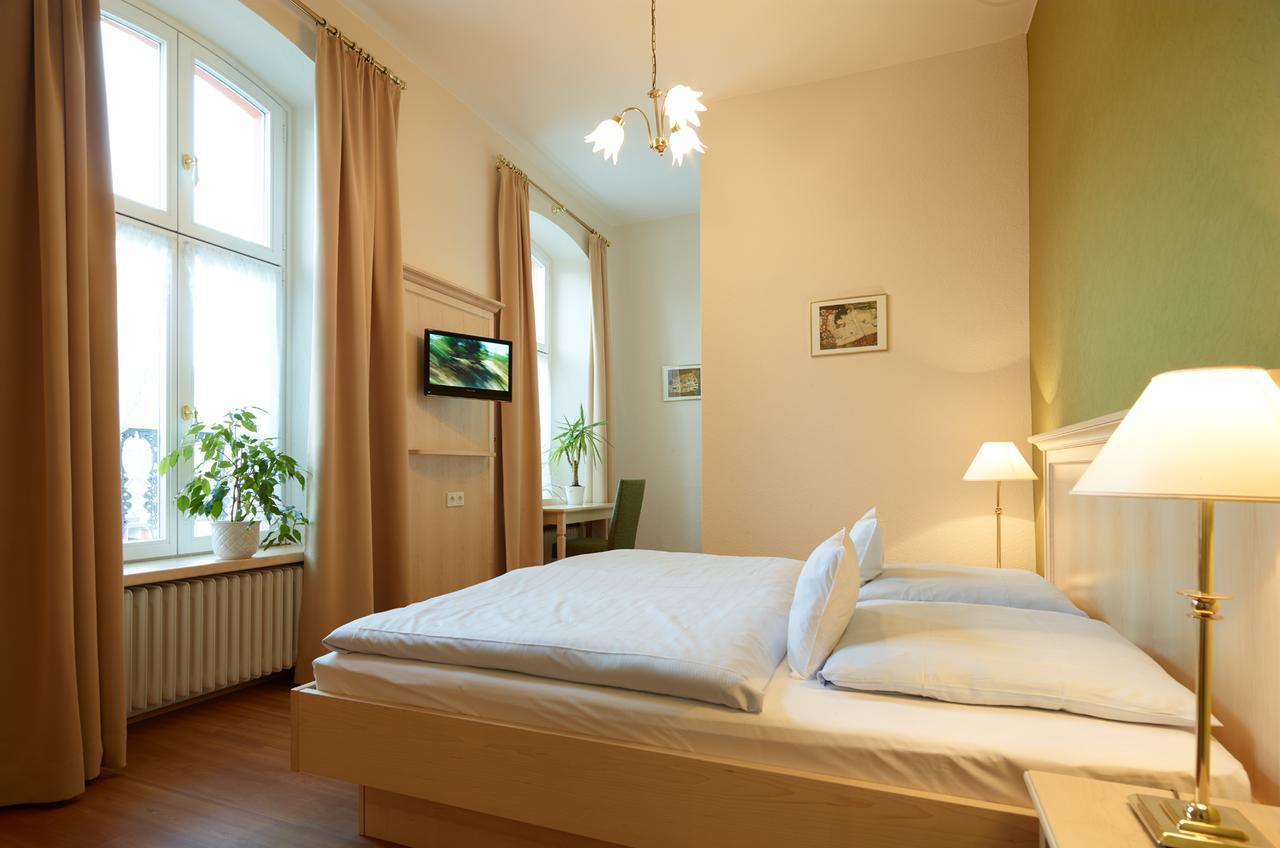 Pension Martinerhof Wintrich Εξωτερικό φωτογραφία